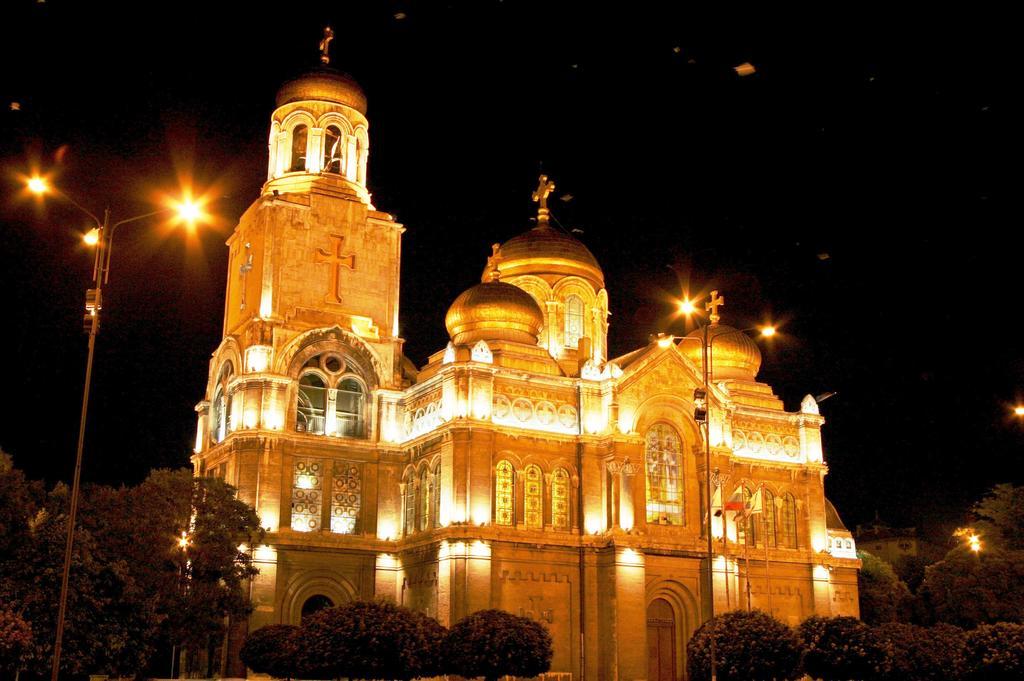 Golden-Sea Apartment Varna Bagian luar foto